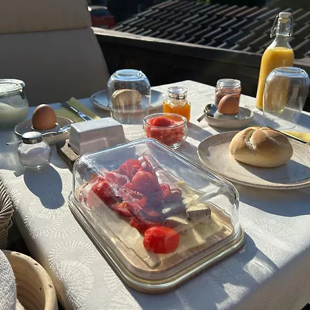 Wohnstudio In Umgebauter Scheune Bed & Breakfast Altlassing